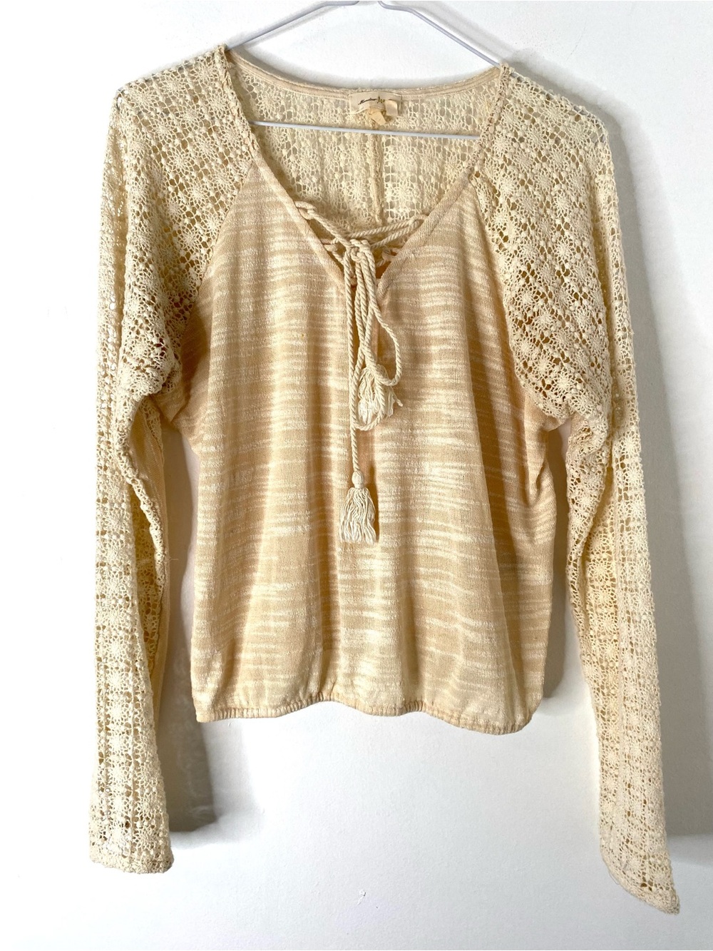 Anthropologie Meadow Rue Cream Crochet Lace Tassel Tie Boho Blouse